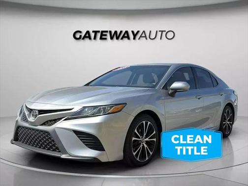 2018 Toyota Camry SE