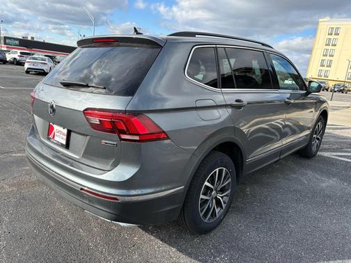 2020 Volkswagen Tiguan 2.0T SE