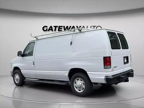 2013 Ford E250 Cargo