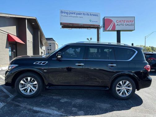 2017 INFINITI QX80 Base