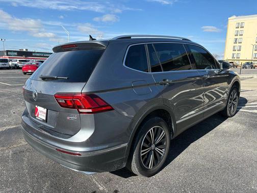 2018 Volkswagen Tiguan 2.0T SEL