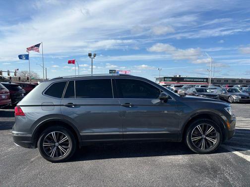 2018 Volkswagen Tiguan 2.0T SEL