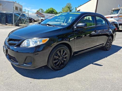 Black Sand Pearl 2012 Toyota Corolla LE