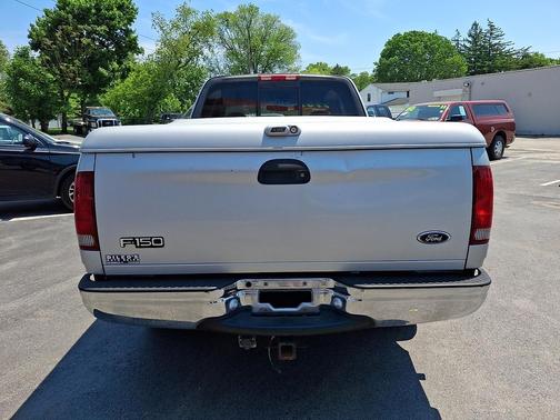 Silver Clearcoat Metallic 1999 Ford F-150 XLT