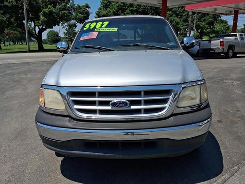 Silver Clearcoat Metallic 1999 Ford F-150 XLT