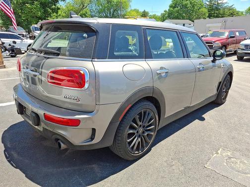 Moonwalk Grey Metallic 2017 MINI Clubman Cooper S ALL4