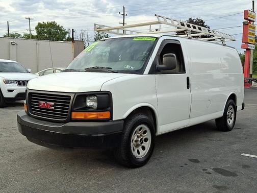 2009 GMC Savana 1500 Base