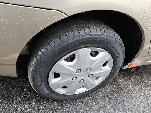 2006 Toyota Corolla LE