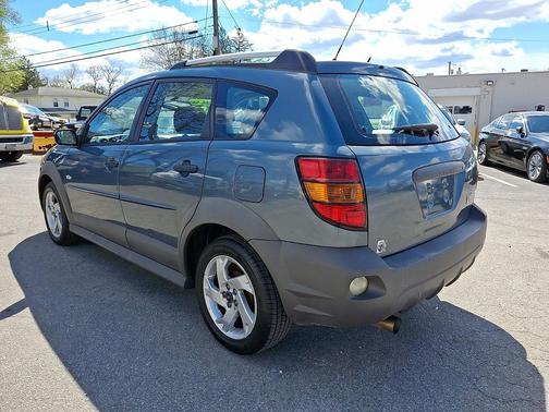 2007 Pontiac Vibe Base