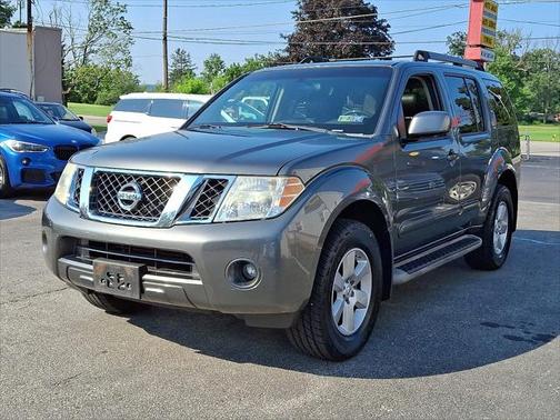 2009 Nissan Pathfinder SE