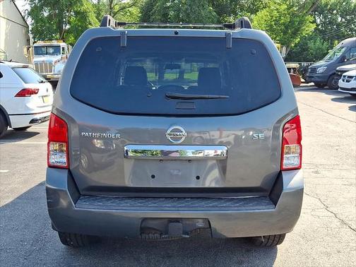 2009 Nissan Pathfinder SE