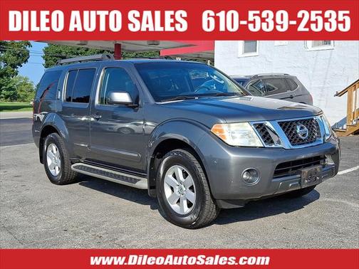 2009 Nissan Pathfinder SE