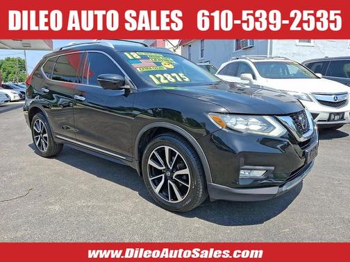 Magnetic Black 2018 Nissan Rogue SL