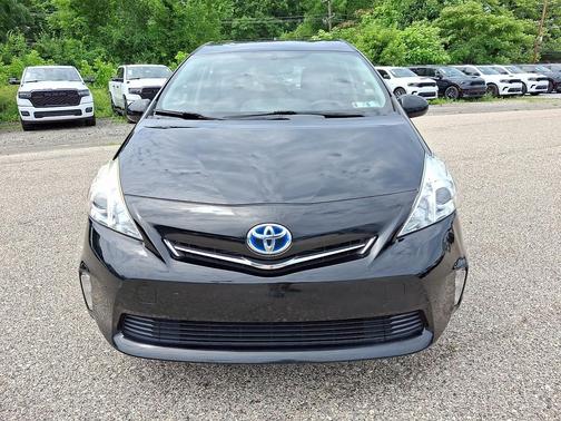 Black - 202 2014 Toyota Prius v Five