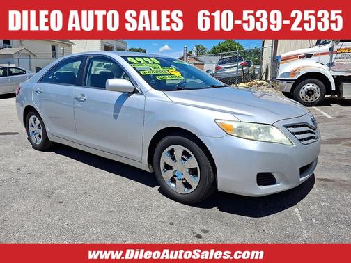 Classic Silver Metallic - 1F7 2010 Toyota Camry LE