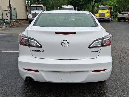 2013 Mazda Mazda3 i Touring