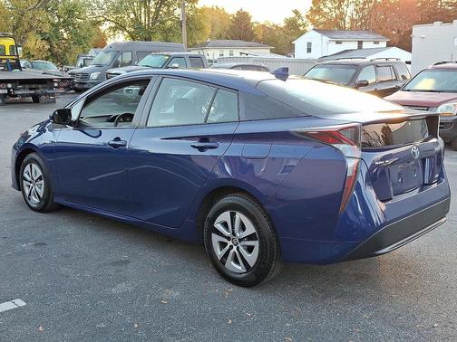 2016 Toyota Prius Four