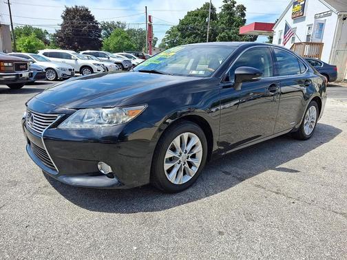 Black - 202 2013 Lexus ES 300h Base