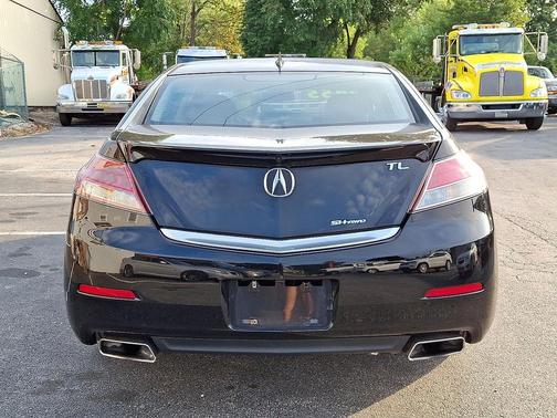 2013 Acura TL Technology