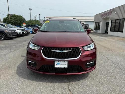2021 Chrysler Pacifica Hybrid Touring L