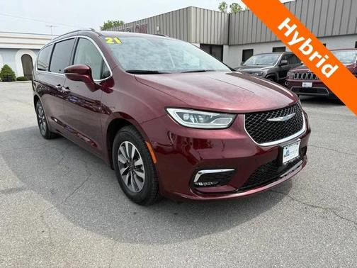 2021 Chrysler Pacifica Hybrid Touring L