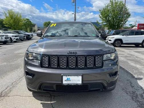 2021 Jeep Grand Cherokee Laredo X 4x4