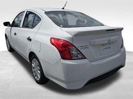 2018 Nissan Versa 1.6 S+