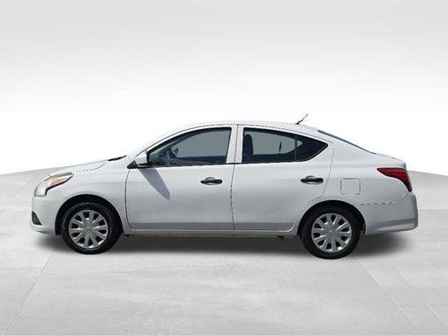2018 Nissan Versa 1.6 S+