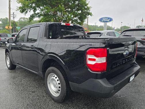 2023 Ford Maverick XL
