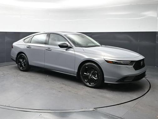 Urban Gray Pearl 2025 Honda Accord