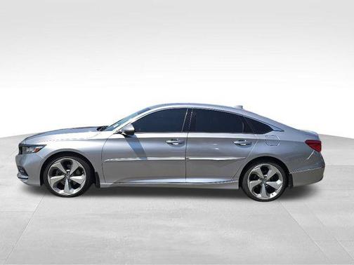 2020 Honda Accord Touring 2.0T