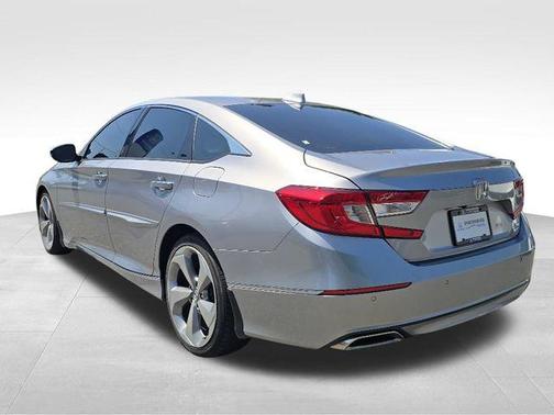 2020 Honda Accord Touring 2.0T