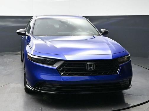 Still Night Pearl 2025 Honda Accord Hybrid