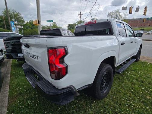 2024 Chevrolet Colorado WT