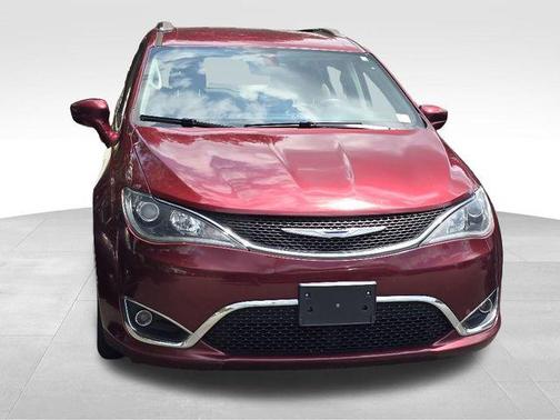 2018 Chrysler Pacifica Touring-L