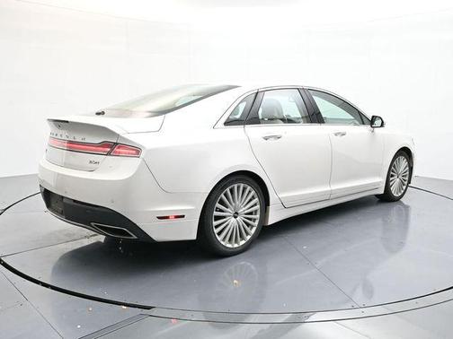 2017 Lincoln MKZ Hybrid Reserve