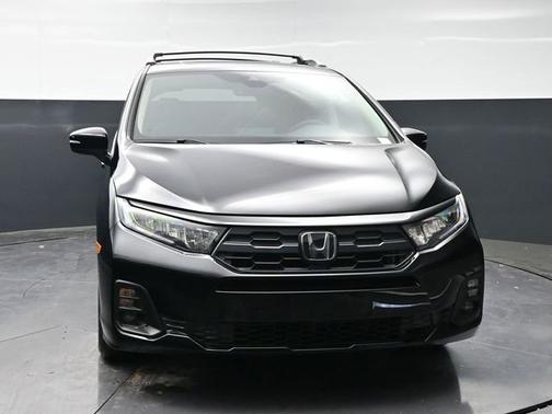 Crystal Black Pearl 2026 Honda Odyssey