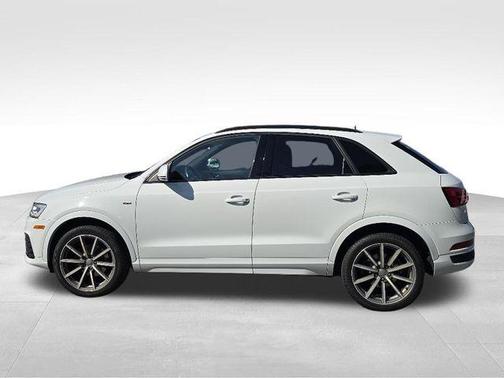 2017 Audi Q3 2.0T Prestige