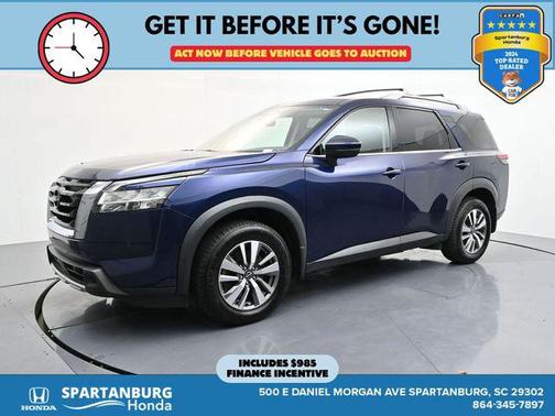 2023 Nissan Pathfinder SL FWD