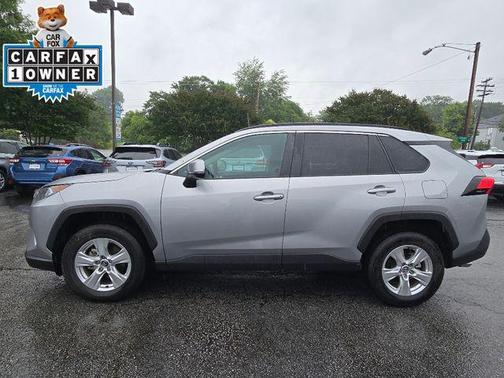 2020 Toyota RAV4 XLE