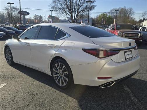2019 Lexus ES 350 Base