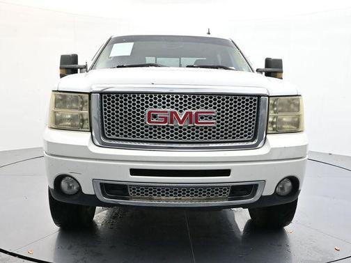 2008 GMC Sierra 1500 Denali Crew Cab