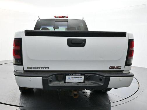2008 GMC Sierra 1500 Denali Crew Cab