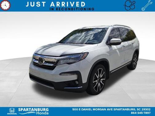 2022 Honda Pilot Touring 8-Passenger