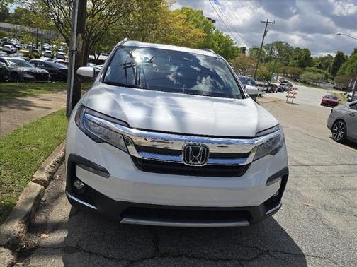 2022 Honda Pilot Touring 8-Passenger