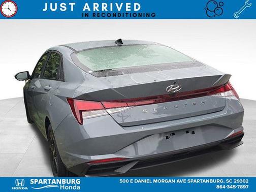2022 Hyundai ELANTRA SEL