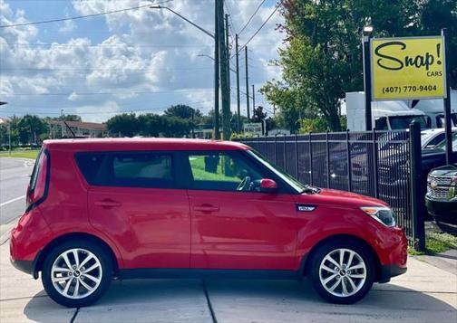 2017 Kia Soul +