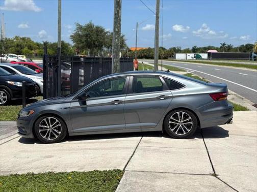 2019 Volkswagen Jetta 1.4T R-Line