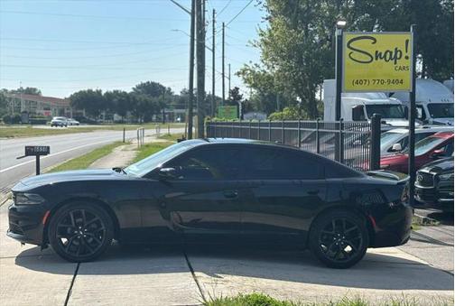 2019 Dodge Charger SXT