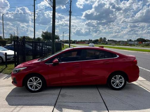 2019 Chevrolet Cruze LT